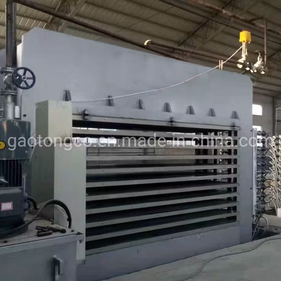 Línea de producción de madera contrachapada Máquinas para fabricar madera contrachapada Prensa en caliente